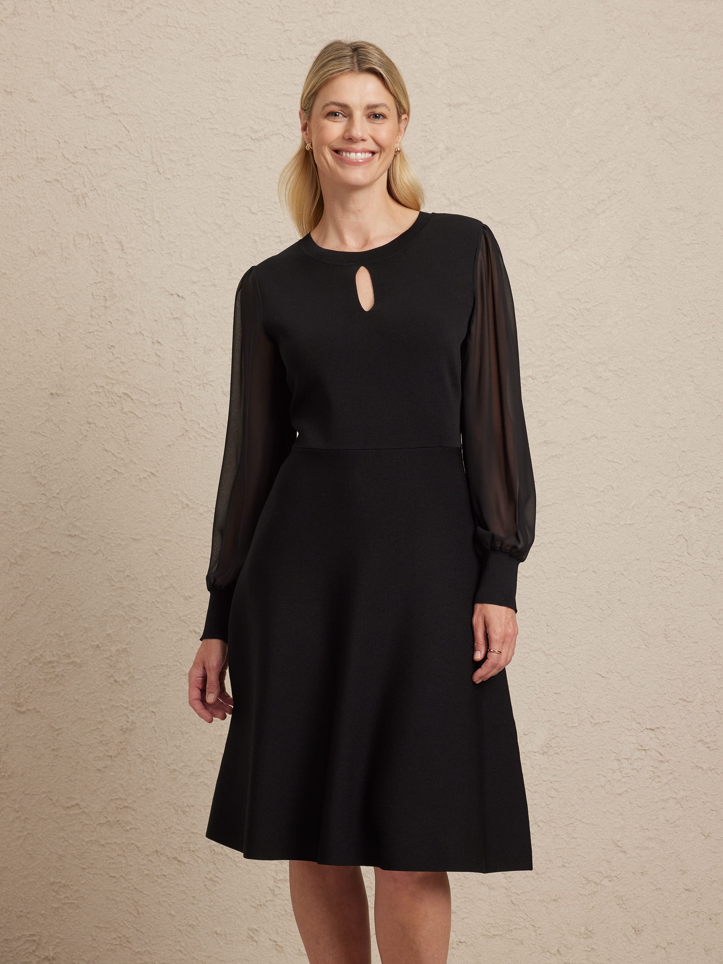 Pia Dress